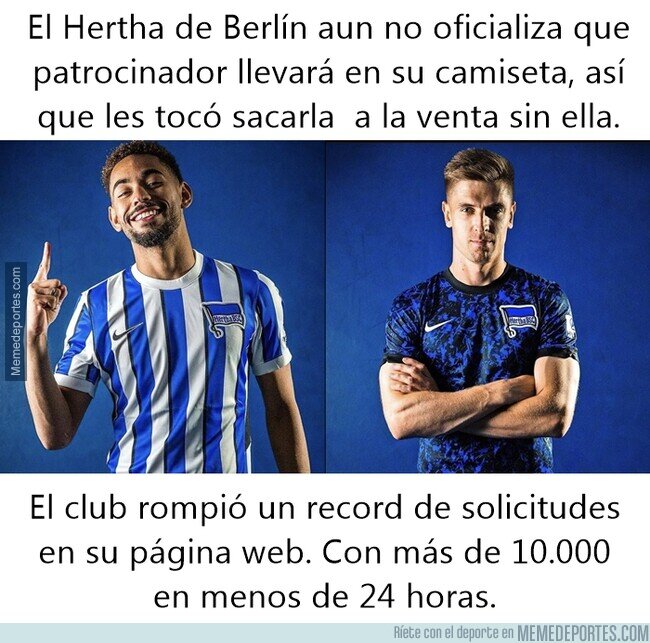 1110611 - La hermosa camiseta del Hertha, que la esta rompiendo sin sponsors en el pecho