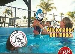 Enlace a Los aficionados por moda cambian rápido de chaqueta