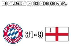 Enlace a Le cogió manieta