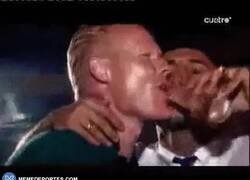Enlace a Koeman lo arreglará todo con besos