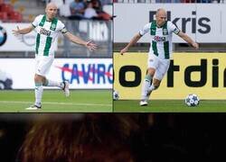 Enlace a Arjen Robben ha regresado al fútbol