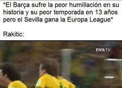 Enlace a Hasta se metió a la piscina y todo