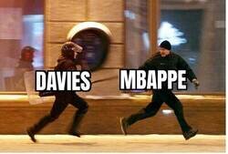 Enlace a Qué velocidad de MBAPPÉ