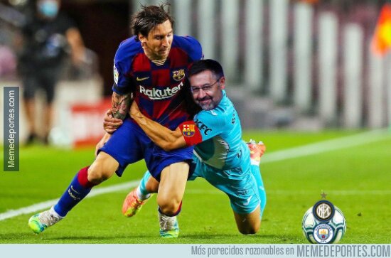 1114276 - Bartomeu luchando por Messi