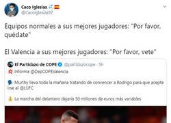 Enlace a La curiosa manera que tiene el Valencia de tratar a sus estrellas