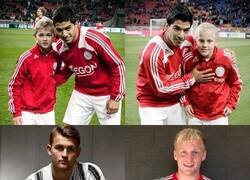 Enlace a Un joven Suarez cuando conoció a dos juveniles en el Ajax