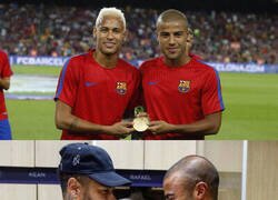 Enlace a Duele un poco