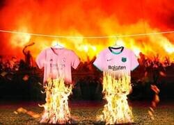 Enlace a Las camisetas rosas traen mala suerte, por @inside_global