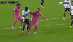 Enlace a Mientras tanto, el mejor defensa de la historia...