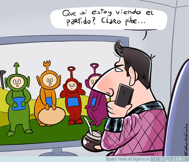 1121071 - Messi viendo el partido