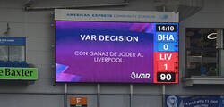 Enlace a El VAR le anuló 2 goles al Liverpool y le cobró penalti en contra