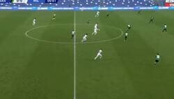 Enlace a Muy bestial. Así anotó el Milan el gol más rápido en al historia de la Serie A. 6 segundos.