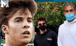 Enlace a Mboula le acaba de pegar un ZAS enorme al diario SPORT por esta imagen con Riqui Puig tras dar positivo por coronavirus
