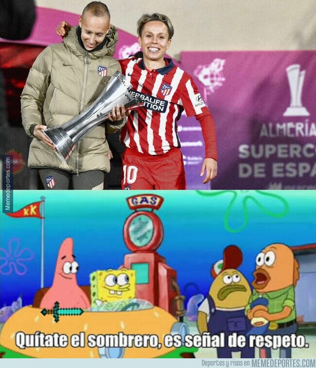 1125485 - Amanda Sampedro, capitana del Atlético, deja que sea Virginia Torrecilla la que levante la Supercopa
