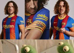 Enlace a Puyol presenta la camiseta del Barça para el próximo Clásico