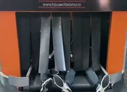 Enlace a El Cluj de Rumania llegó así al Aeropuerto despues de ganar la supercopa.