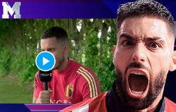 Enlace a Carrasco interrumpe la entrevista de Hazard para restregarle que fueron campeones