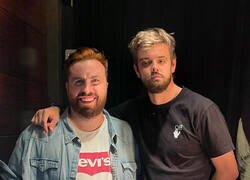 Enlace a Los de Daft Punk sin casco...