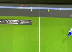 Enlace a Así se ve a Vallejo corriendo por banda