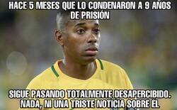 Enlace a De Ronaldinho hasta televisaban sus partidos en la cárcel