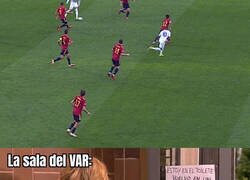 Enlace a Salieron un momento