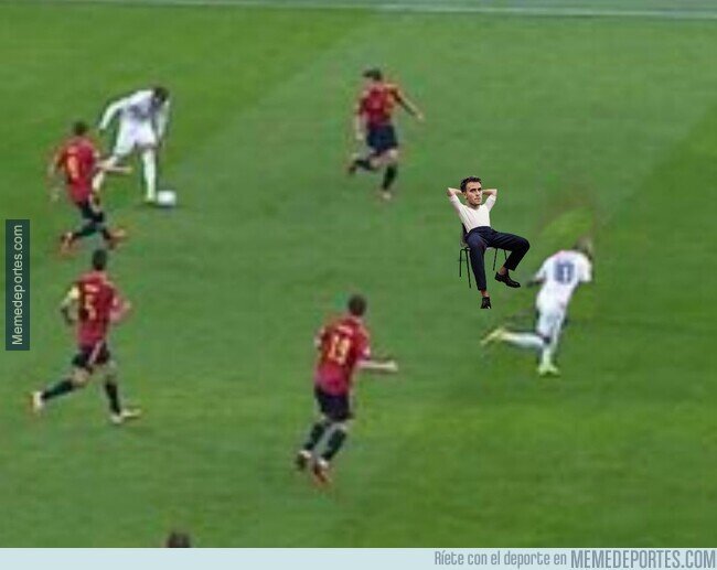 1146518 - Esto era lo que debía hacer Eric Garcia de acuerdo al reglamento