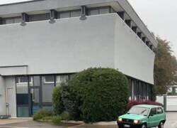 Enlace a Así ha llegado Vidal a los entrenos después de otro incidente con su Ferrari