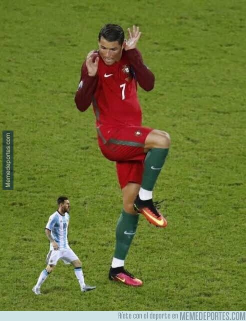 1148337 - La gran pesadilla de Cristiano