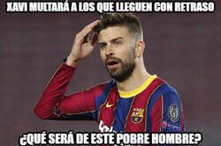 Enlace a A Piqué se le complican las cosas