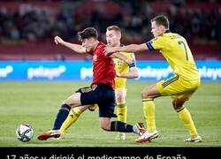 Enlace a ¿Por qué le cuesta tanto a algunas personas quitarse la bufanda solo por 90 minutos?