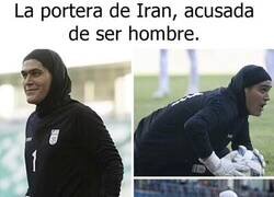 Enlace a Pero miren esa mandíbula, por dios...