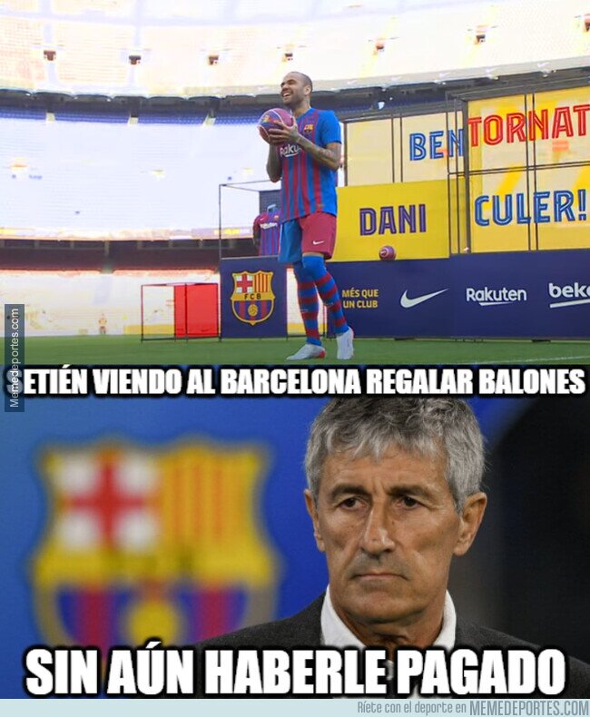 1149132 - Así miro a los que me deben cuando los veo gastar su dinero.
