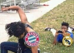 Enlace a Los Madridistas disfrutando del show