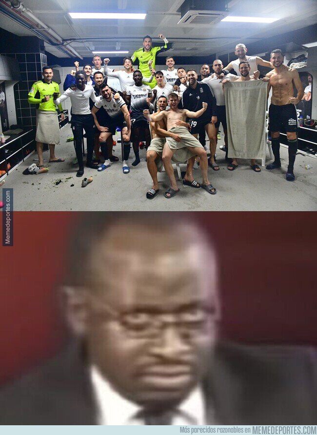 1151555 - Celebracion en los camerinos del Cartagena. Pintemos el límite, señores.