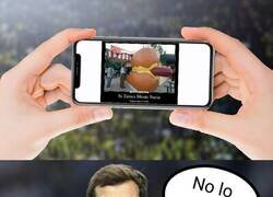 Enlace a Qué inocente es el Santo