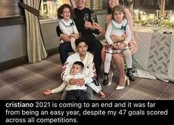 Enlace a Cristiano convirtió una foto familiar en otro ensayo de auto alabanzas