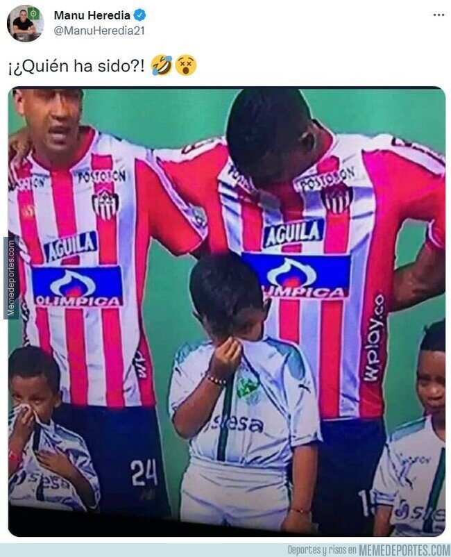 1152358 - Alguien se 'soltó' los nervios antes del partido