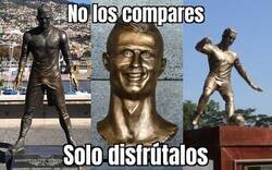 Enlace a ¿Qué representación de Cristiano es más bochornosa?