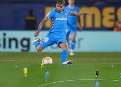 Enlace a El golazo de Correa en el Estadio de la Cerámica