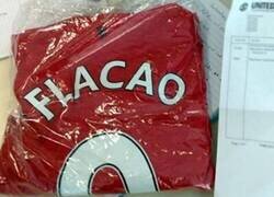 Enlace a Al pobre le tienen una manía...