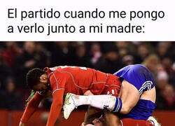 Enlace a Incómodo momento