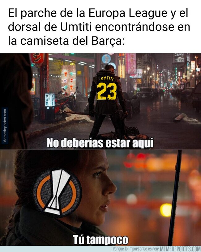 1155259 - Una camiseta con elementos extraños