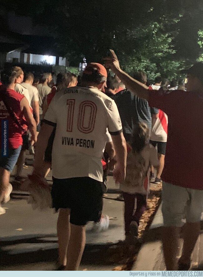 1155389 - Menos mal que el presidente de Argentina no es Bolsonaro