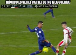 Enlace a Irónico cuanto menos