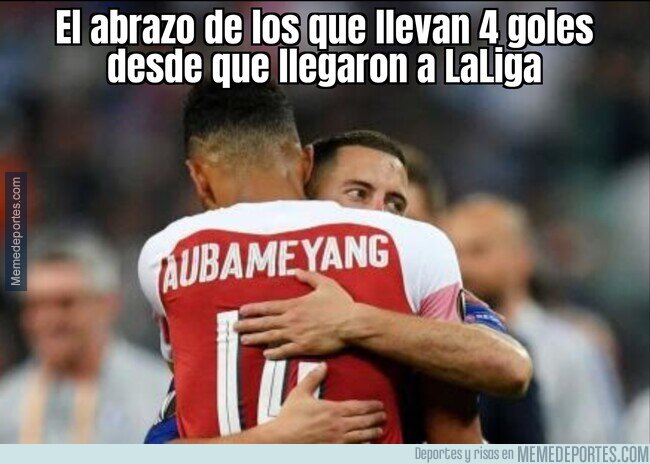 1156089 - La diferencia es que uno lleva un mes y el dos años y medio