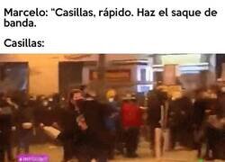 Enlace a Aún lo recuerdo y se me escapa una sonrisilla