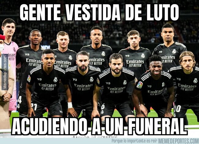 1157650 - Vestir de negro en un funeral es señal de respeto