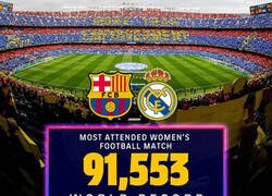 Enlace a El Barça femenino deja más de un retratado