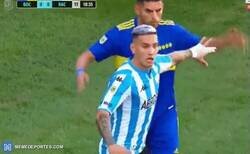 Enlace a Muy fan de Zambrano que apunta al dedo roto antes de golpear