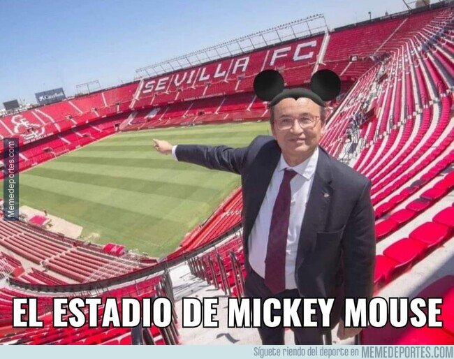 1161836 - La Giralda presume orgullosa de ver al Sevilla en el Mickey Mouse